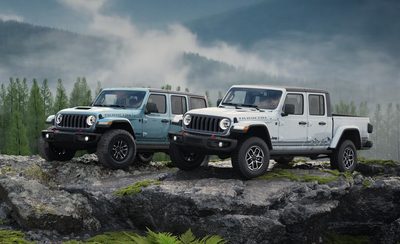 The Jeep Wrangler Rockslide Special Edition Is One Very Blue Off-Roader